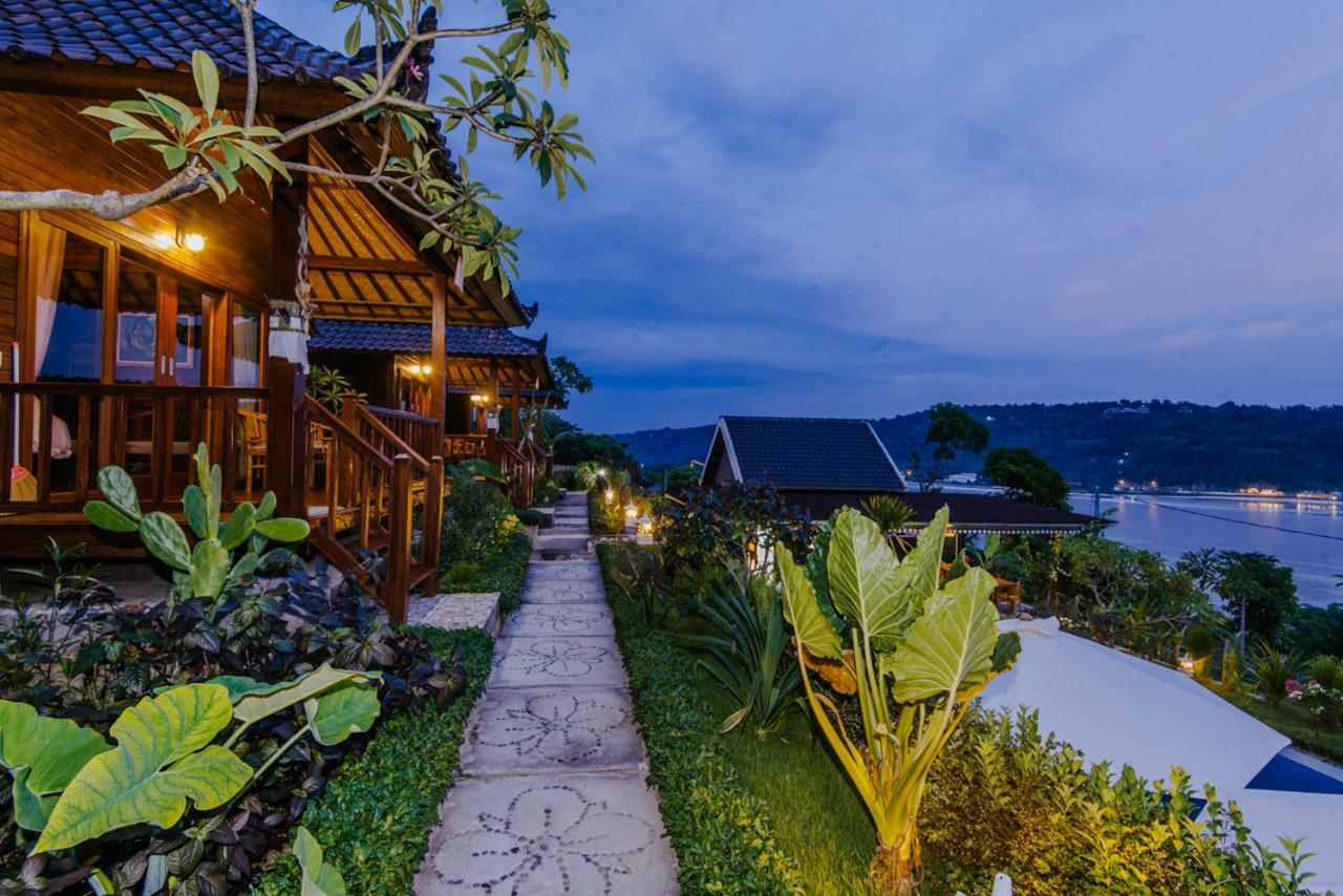 Sunday Huts Lembongan Hotel Exterior foto