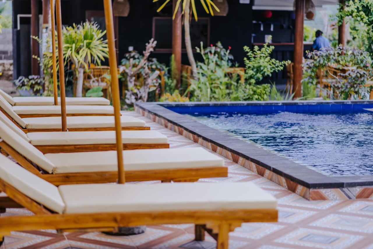 Sunday Huts Lembongan Hotel Exterior foto
