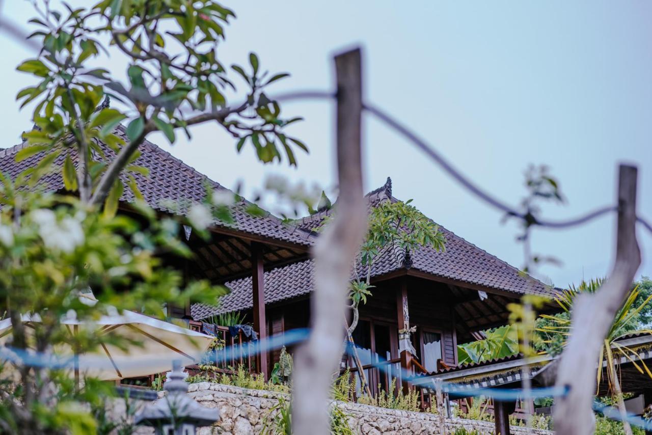 Sunday Huts Lembongan Hotel Exterior foto